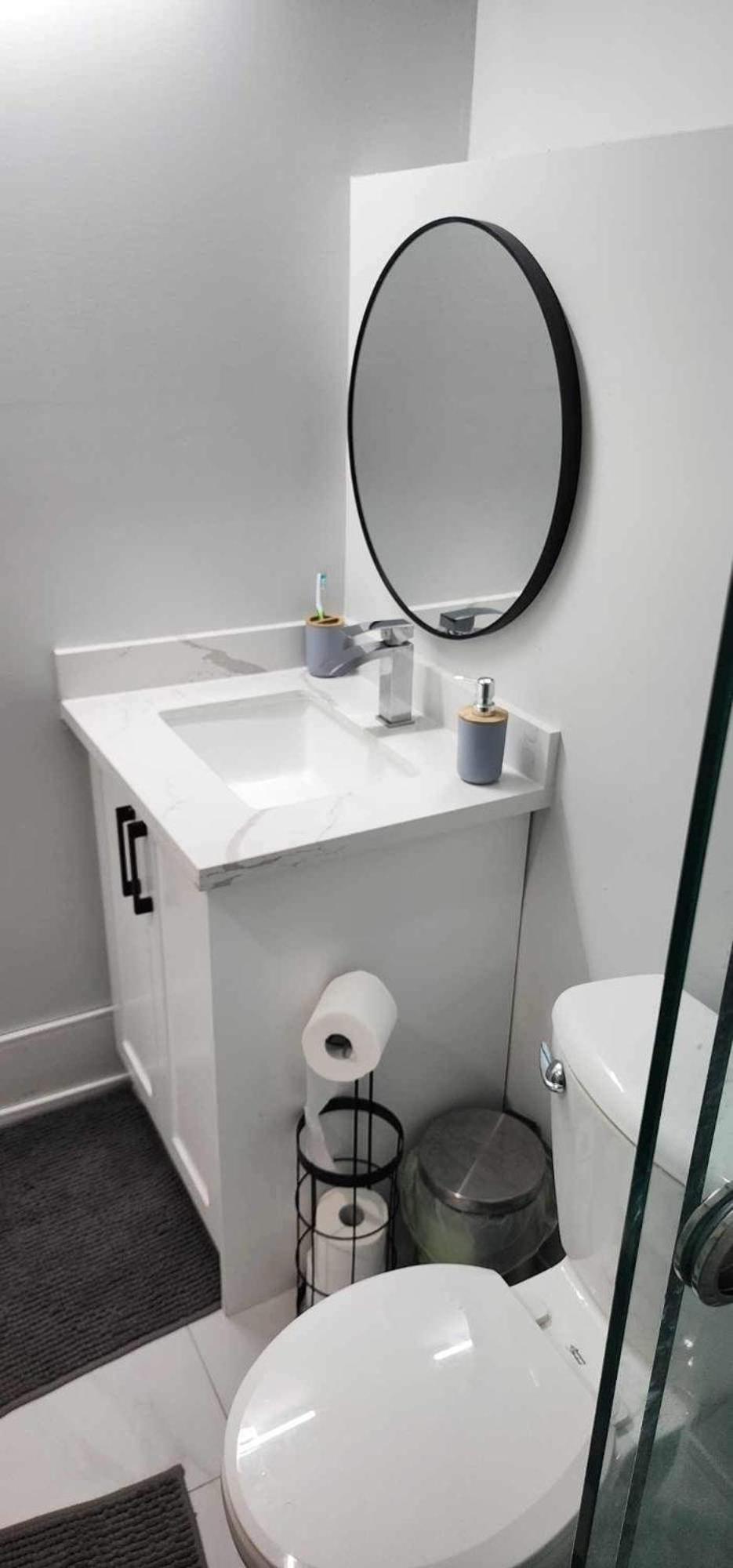 טורונטו Scarborough New 2-Bedroom Basement מראה חיצוני תמונה